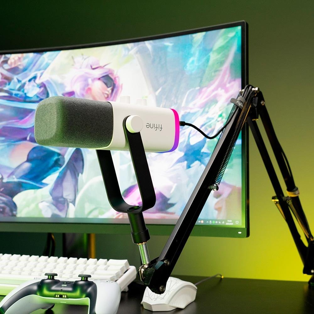 Microfone Dinâmico Gamer Fifine Ampligame, RGB, Cardióide, USB-C, Anti-Ruído, Para Streaming, Branco - AM8W